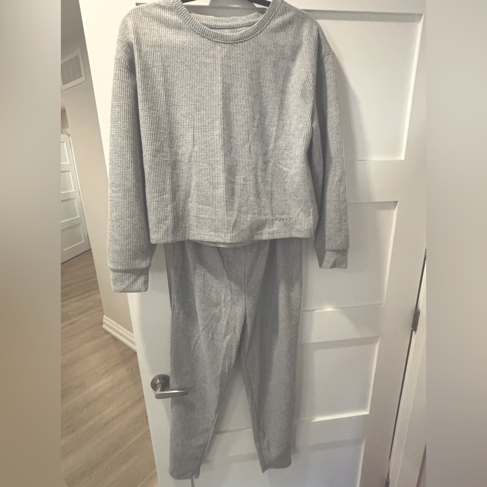 Bench PJ set